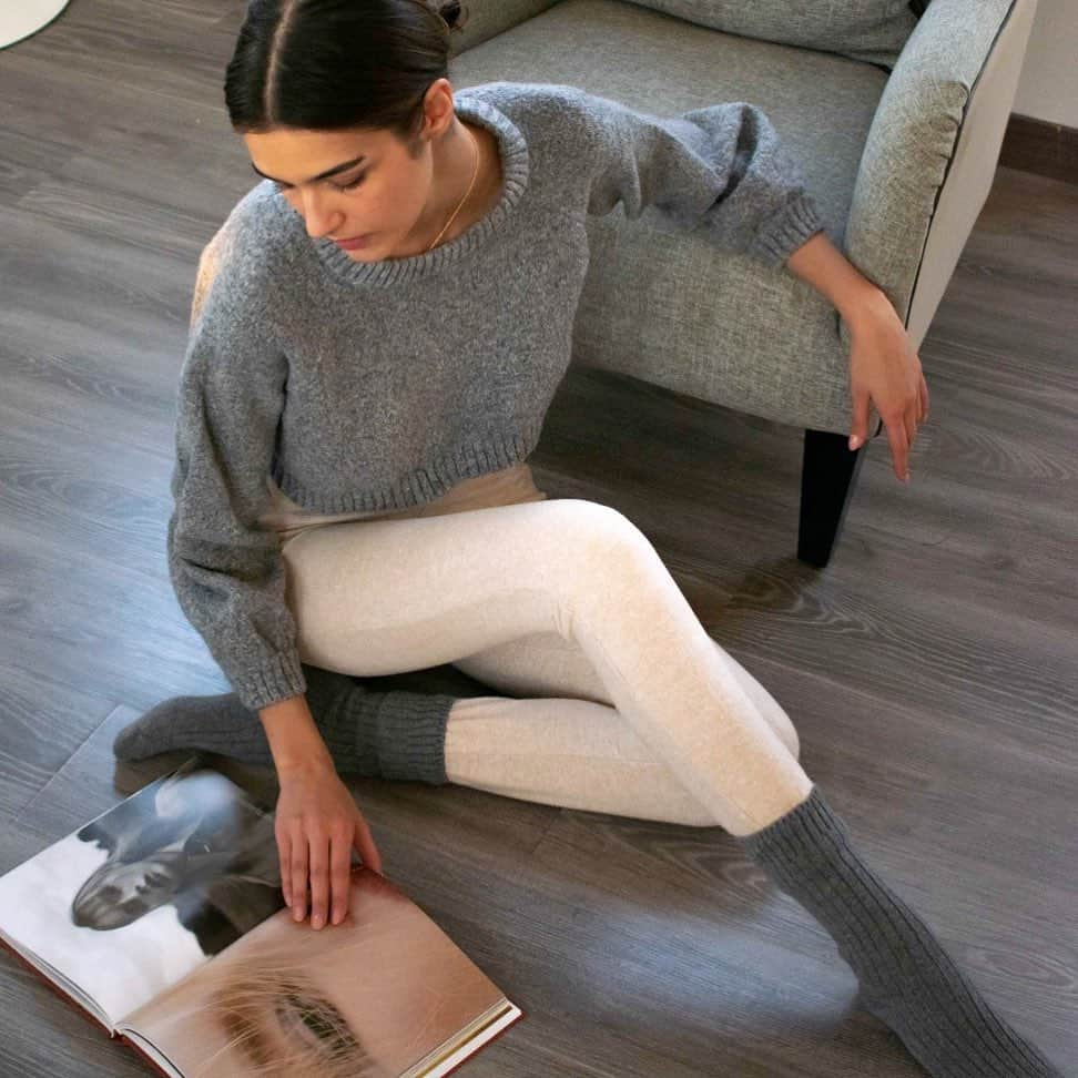 CALZEDONIAさんのインスタグラム写真 - (CALZEDONIAInstagram)「New In! 🌟 Comfortable, soft and warm: the new Joggers are the perfect home partner! [MODP1053- DL0096] #calzedonia #FeelGoodinCalzedonia #italianLegwear #leggings #NewIn」12月19日 20時55分 - calzedonia