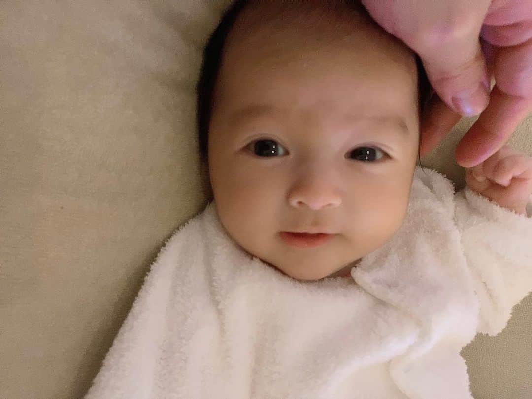 川崎希さんのインスタグラム写真 - (川崎希Instagram)「すごく笑顔😍😍😍  Photo by @alexanderfriends   #babygirl  #1monthold」12月19日 21時32分 - kawasakinozomi