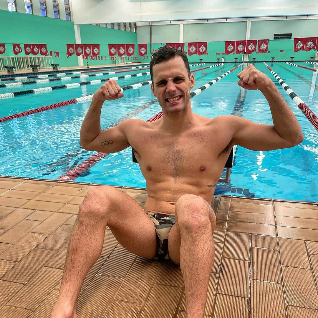 レオナルド・ジ・デウスさんのインスタグラム写真 - (レオナルド・ジ・デウスInstagram)「Pós 200fly!!! Depois de 4 semanas de treino, 9 meses sem dar tiro na longa... ESTAMOS NO CAMINHO DE VER O MELHOR LEO DE DEUS DE TODOS OS TEMPOS!!! BORAAAA!!!🚀🚀🚀」12月19日 21時42分 - leogdeus