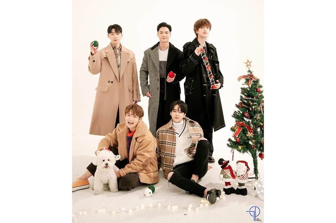 【公式】TEEN TOPさんのインスタグラム写真 - (【公式】TEEN TOPInstagram)「💜2020 ADVENT TEEN TOP 🗓💜 ⠀ 12월의 틴타비들🎄 ⠀ #틴탑 #TEENTOP」12月19日 22時00分 - official_teentop