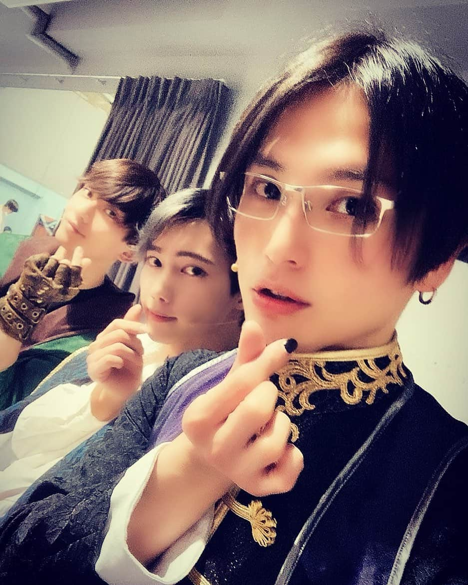 友常勇気さんのインスタグラム写真 - (友常勇気Instagram)「I'm done  for today! so sleepy😌💤 I'll do my best tomorrow,too!! Good night♥️ Sweet  dreams😙💕 キュンです🥰✨ #ビーステ #稽古 #残り1日 #明日もやるぞー #の前に #もう寝ます #夢で会おうね #キュンです #友常勇気 #dao #吉高志音」12月19日 22時07分 - yuki_tomotsune