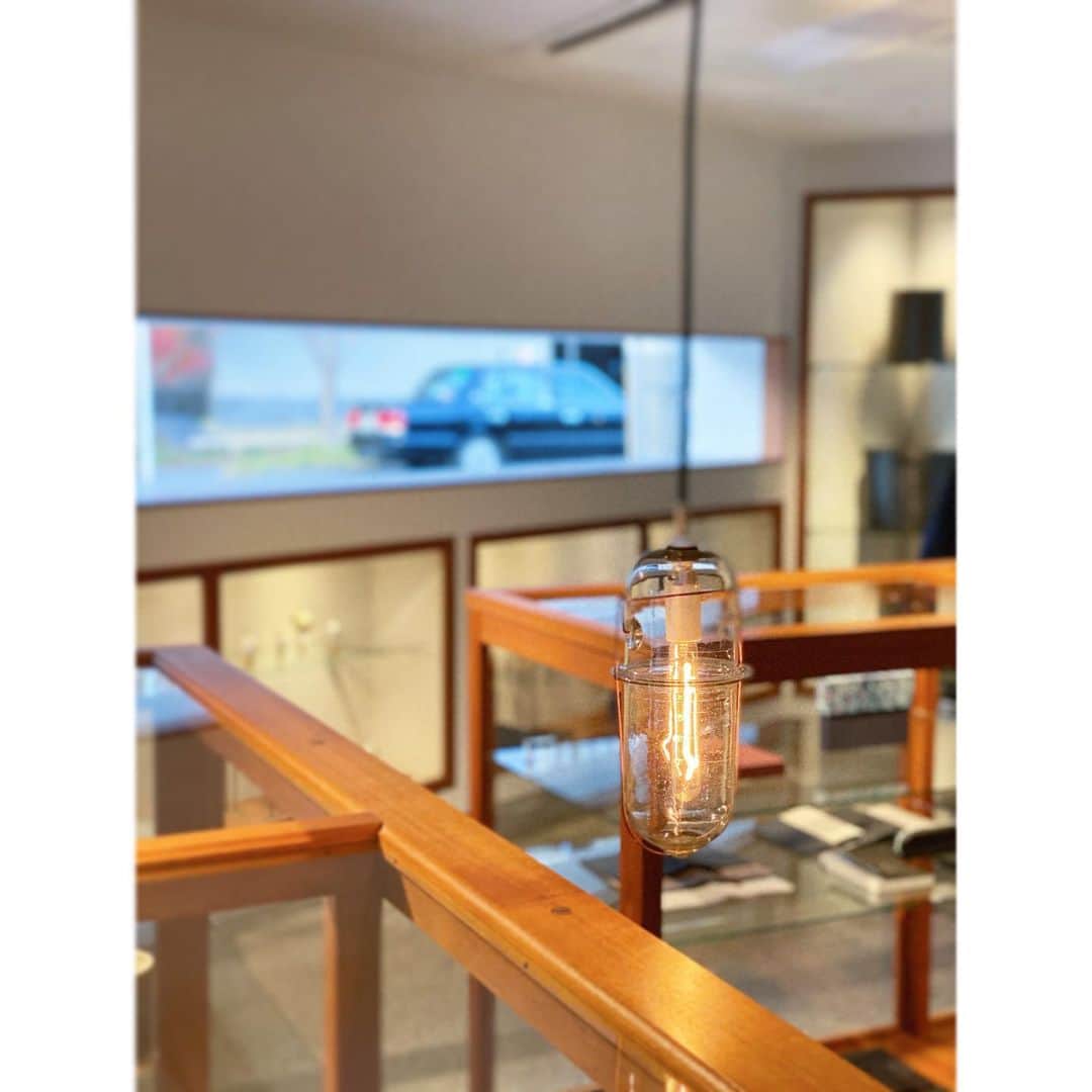 吉田怜香さんのインスタグラム写真 - (吉田怜香Instagram)「◯  @peterivy.flowlab   都内ではタイミング 合わずにいたのに まさか京都でふらっと 出会うとは、、、！  1日めに出会って 使い道が決まったら買おうと思って それからじっくり考えて 3日めの帰り際に寄りました。 (買えてよかった♡)  やはり旅は一期一会  #京都 #よしだ_旅 #peterivy #ピーターアイビー」12月19日 22時21分 - reikayoshida_