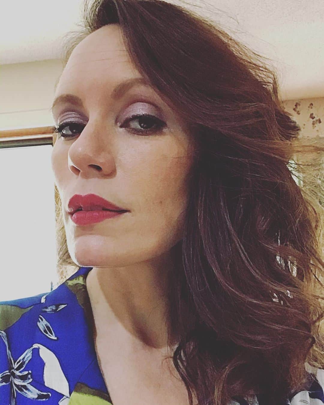 エミリー・スワローのインスタグラム：「I recently had an audition in which my character talked about her bestselling autobiography whilst holding it up (sell it!), and OF COURSE I needed a photo for the book jacket.  If the day after my birthday isn’t a good day for a fake-autobiography-cover-photo, I don’t know what is. 📖  Thank you for all the incredible birthday love!  You sure know how to make a gal feel special.  #bestseller #fakeittilyoumakeit #birthdaylove #thisisthewaytoafictionalautobiography #audition」