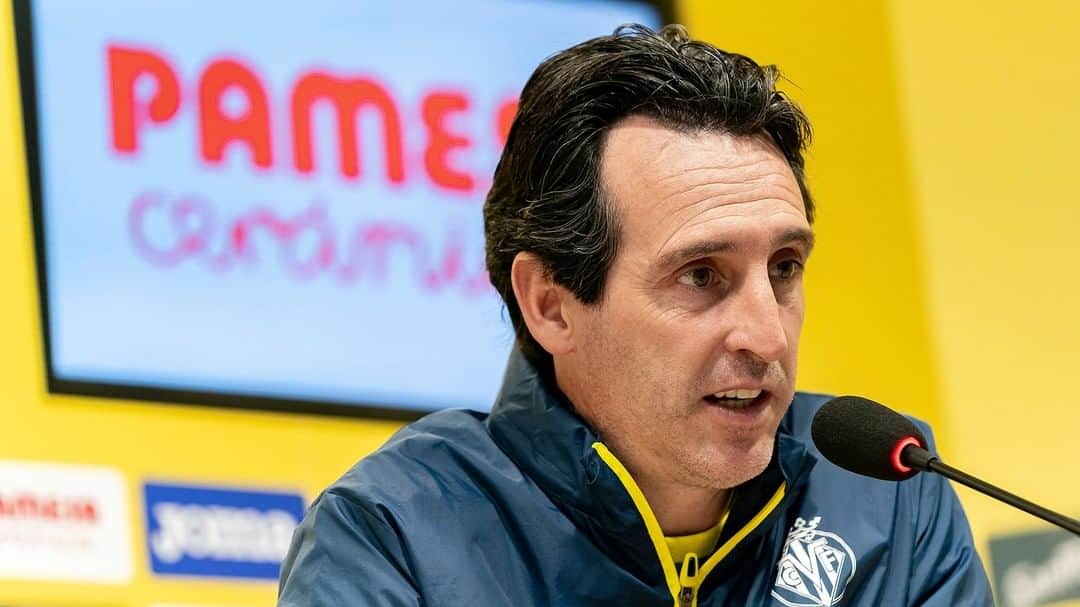 ビジャレアルCFのインスタグラム：「@unaiemery_ 💬: "Es un momento triste y todos estamos con @v8iborra". .  @unaiemery_ 💬: "It’s a sad moment and we’re all with @v8iborra”.  #Villarreal #futbol #football #soccer」