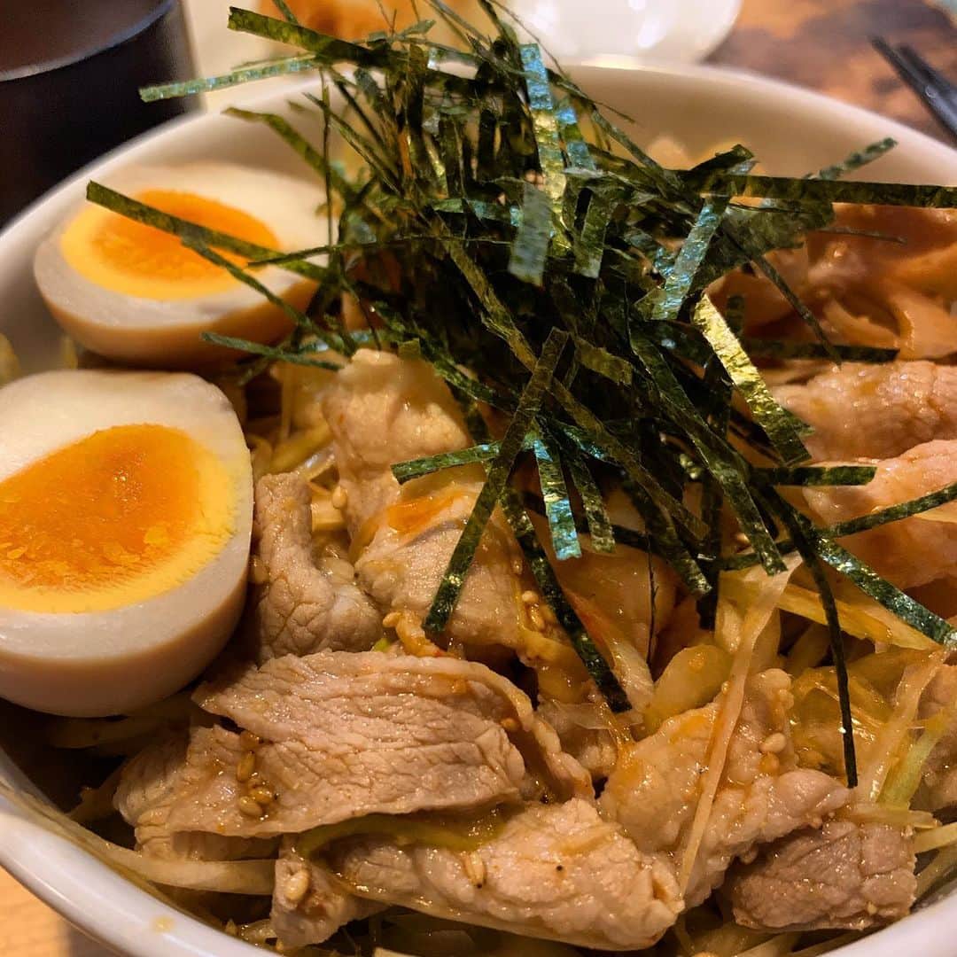 ケイ・グラントのグルメインスタ