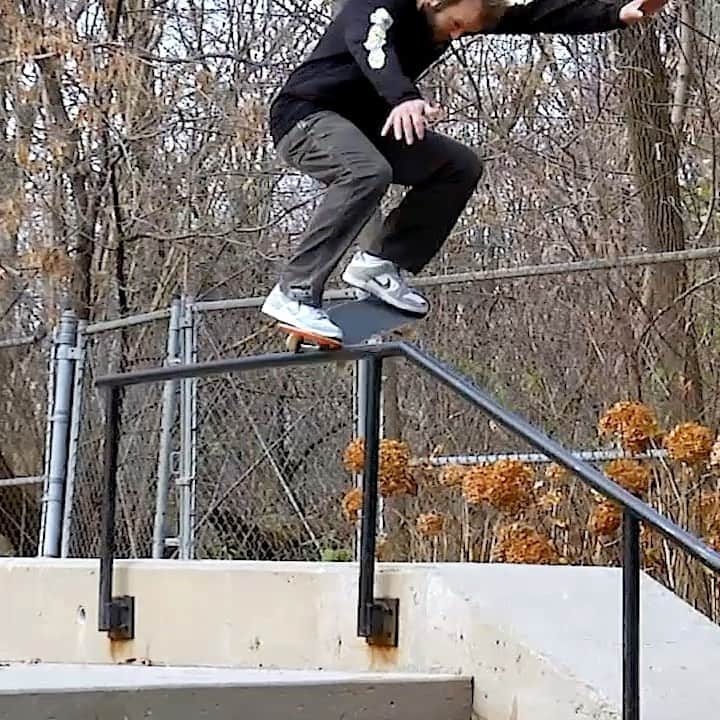スラッシャーのインスタグラム：「👨🏽‍🔬❤️ @strangelove.skateboards shreds Wisconsin 🛹 Now playing on ThrasherMagazine.com 📡」