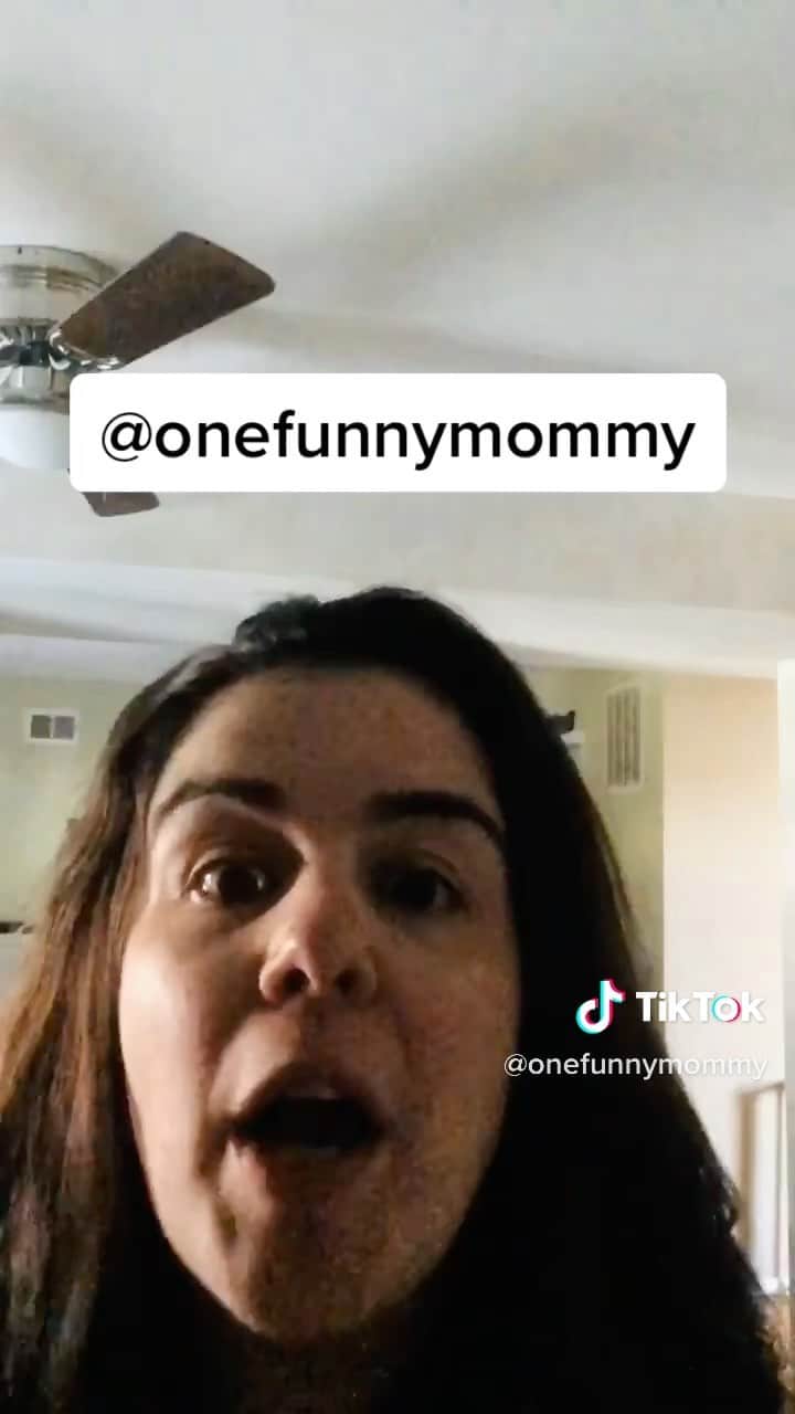 ロージー・オドネルのインスタグラム：「too funny」