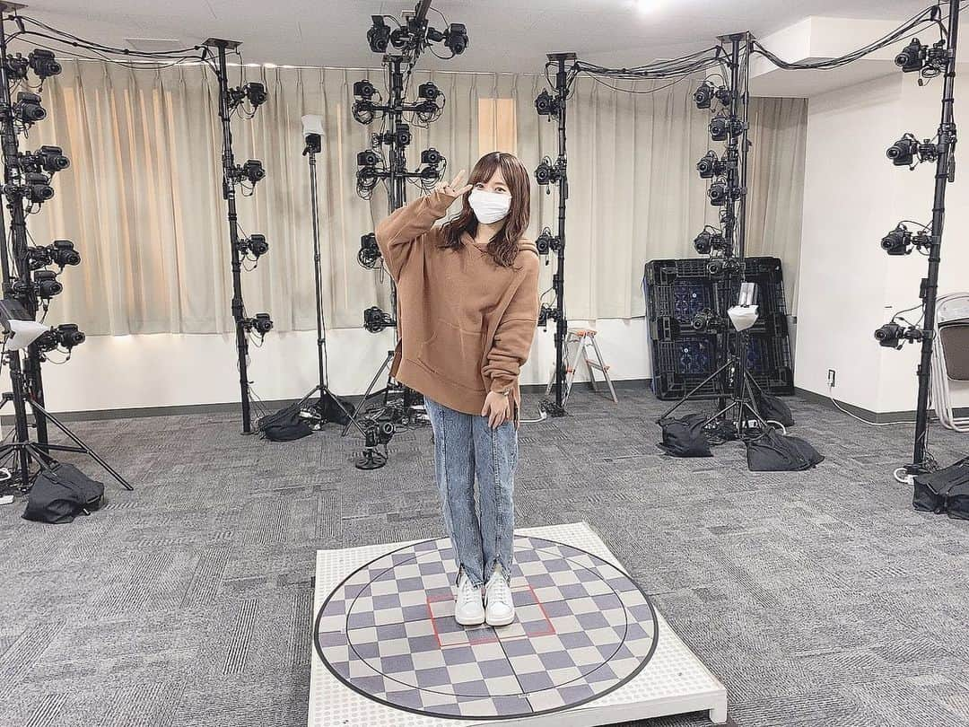 橘ひと美さんのインスタグラム写真 - (橘ひと美Instagram)「今日はとあるお仕事で 3Dフィギュアとリアルアバターの撮影をしてきましたー！ ・ 身長143cmの私が1/24サイズになったらどうなるのか、、、 ・ ちびがさらにちびになる‪w ・ 出来上がるのが楽しみ🧍‍♀️🧍‍♀️🧍‍♀️🧍‍♀️🧍‍♀️🧍‍♀️🧍‍♀️🧍‍♀️🧍‍♀️🧍‍♀️ ・ ・ ・ ・ #3dプリンター #3dフィギュア #フィギュア #リアルアバター #撮影」12月15日 18時03分 - h1t0mi_0210