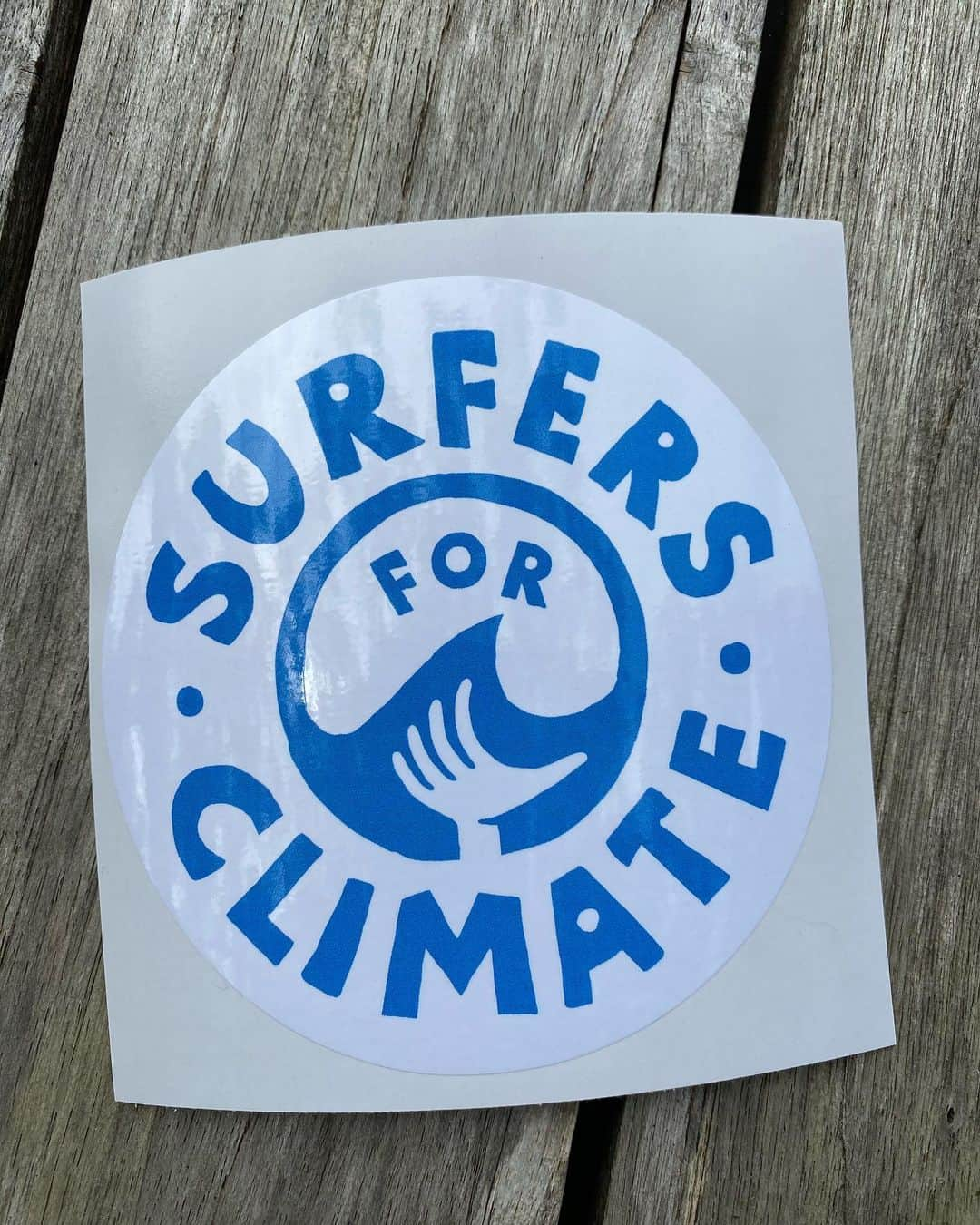 サイモン・ベイカーさんのインスタグラム写真 - (サイモン・ベイカーInstagram)「@surfersforclimate officially launched in Australia last month check out the website - link in bio  A great way to connect the global community of surfers and engage in real action against climate change. Awesome people involved, passionately motivated to protect the environment for future generations ⚡️sign up, get involved today.  Big thanks 🙏🏻 to all those that made it happen @belindabaggs @johnnyabegg @acebuchan @lauraenever @samjbloom @jackmccoyaloha @lance_mountain_ @clare_herschell @climateactionanna  @paulmccartney  and a bunch more spirited souls」12月15日 18時21分 - snappytoes