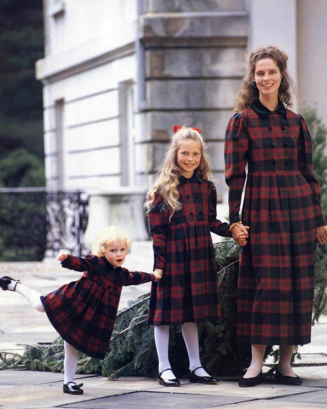 ローラアシュレイのインスタグラム：「With a look back to 1988, these traditionally festive Laura Ashley looks would have made beautiful Christmas Day outfits!⁣ ⁣ Did you have anything similar in your wardrobe?⁣ ⁣ #LauraAshleyHeritage #BringingChristmasHome」