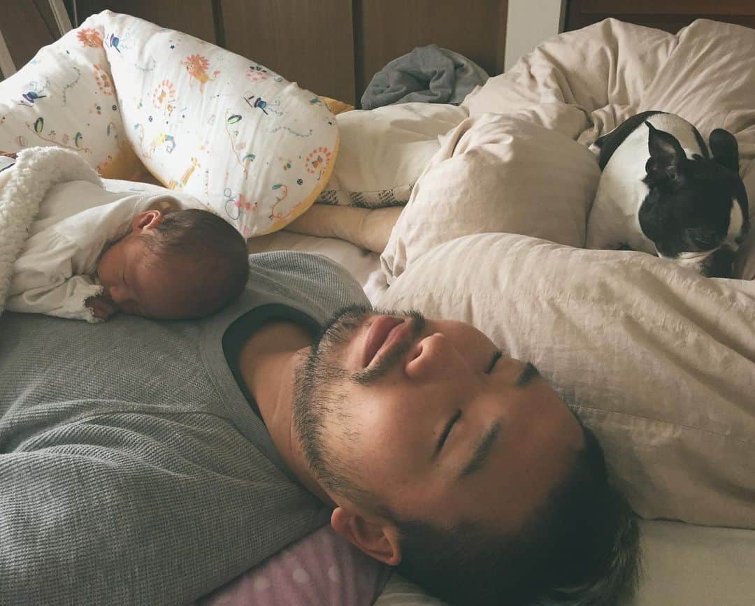 Blumio（ブルーミオ）のインスタグラム：「愛させてくれてありがとう❤️🙏👶🏻🐶🤱🏻」