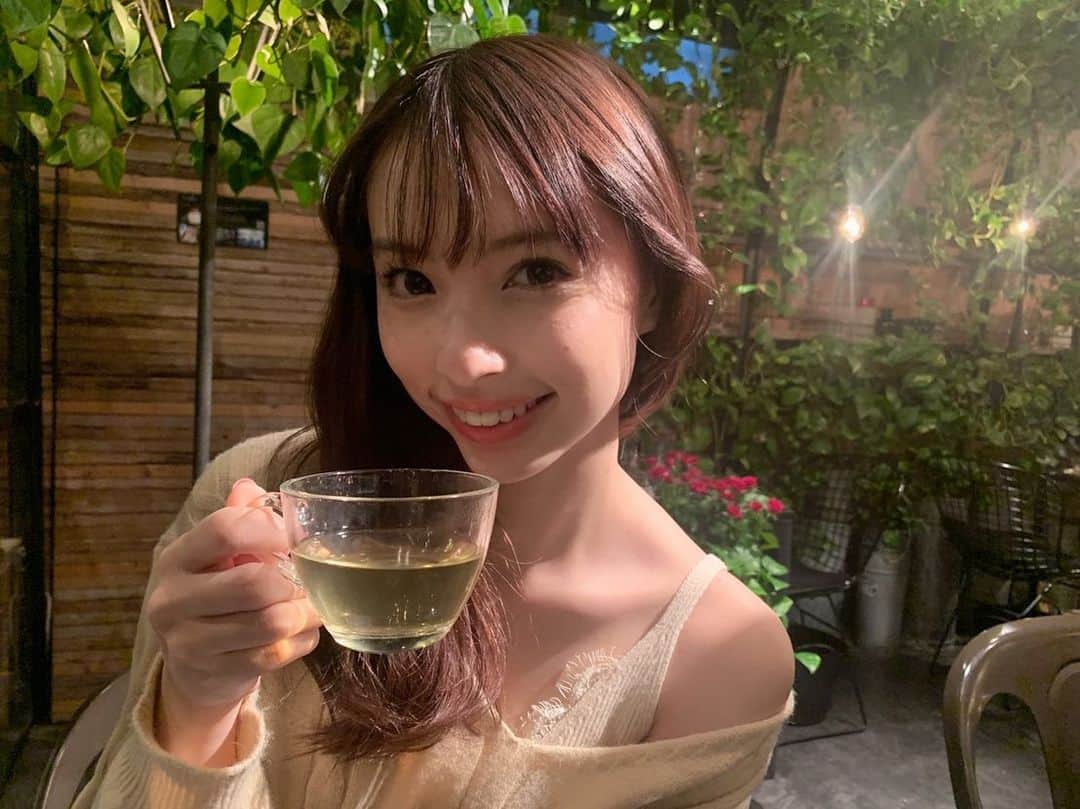 鶴巻星奈のインスタグラム：「美味しい紅茶を飲んだ今日☕︎💕」