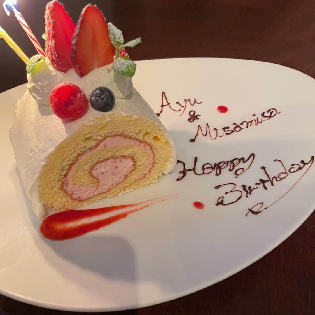 愛内みささんのインスタグラム写真 - (愛内みさInstagram)「🎂 今年もお誕生日会は @louange_tokyo さんのケーキ🧸 ・ お友達にもお祝いしてもらって ありがとうがいっぱい☺️ 今月ケーキ食べ過ぎてる🤭💕 ・ #loungetokyo」12月15日 20時27分 - misamisa124