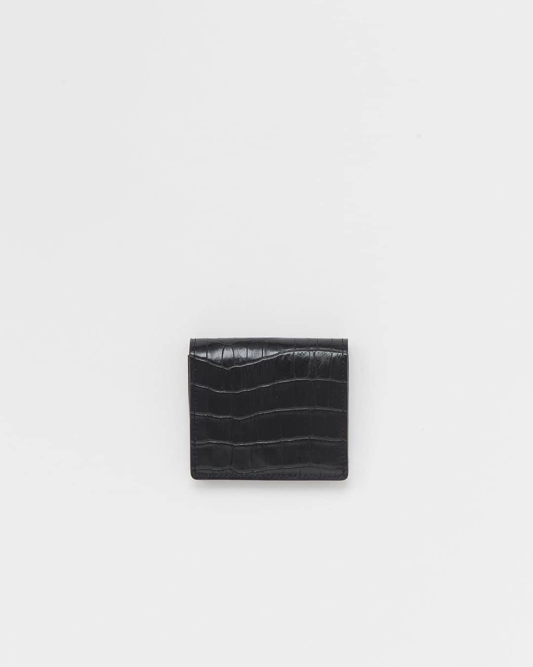 UNITED ARROWS & SONSさんのインスタグラム写真 - (UNITED ARROWS & SONSInstagram)「【 New Arrival 】﻿ < Hender Scheme >﻿ new collection now in store & online store﻿ ﻿ シューズや革小物を中心に展開する﻿ @henderscheme の新作が入荷いたしました。﻿ ﻿ Focusing on shoes and small leather goods﻿ New works of @henderscheme have arrived.﻿ ﻿ #henderscheme ﻿ #UnitedArrowsAndSons」12月15日 20時52分 - unitedarrowsandsons