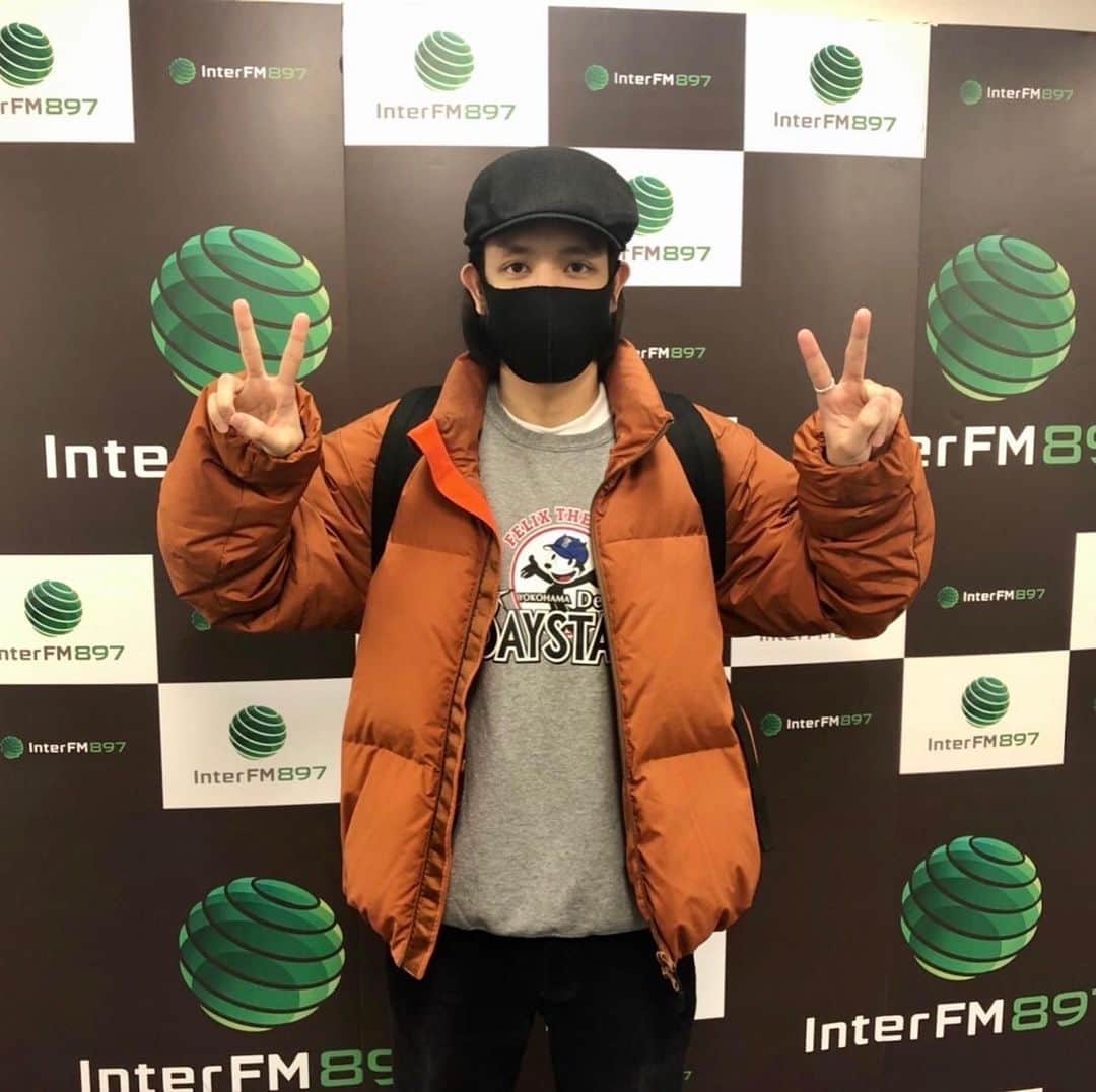 島田翼さんのインスタグラム写真 - (島田翼Instagram)「#InterFM897 Mint Juice Radio 本日も聴取ありがとうございました。 リクエスト特集でお送りしました◎  #mint897  #ダウンジャケット最高 #ベイスターズスウェットお気に入り」12月15日 21時02分 - tsubasa_shimada