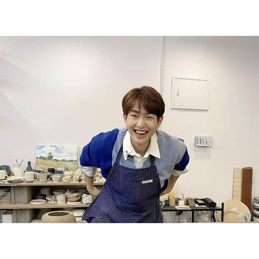 SHINeeさんのインスタグラム写真 - (SHINeeInstagram)「아 지쨔 잘하고 시풍데 🙌🏻😙 l 진기장판 Ep.3-1 사랑과 영온  👉🏻 https://youtu.be/kD7IjU5bQ3Q  ‪#온유‬ ‪#ONEW @dlstmxkakwldrl‬ ‪#샤이니‬ ‪#SHINee‬ ‪#진기장판‬」12月15日 21時32分 - shinee