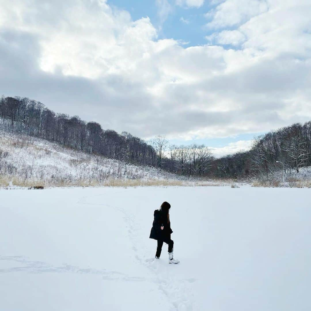 ななぴさんのインスタグラム写真 - (ななぴInstagram)「絶景⛄️ ふかふか😍❤️  #鶴の湯　#秋田旅行　#乳頭温泉　#乳頭温泉郷　#国内旅行　#日本　#japantravel #japan_of_insta #japan_photo #japantrip #旅行  #♨️ #温泉　#温泉旅館　#温泉旅行　#秘湯巡り　#秘湯　#雪　#冬　#冬の絶景　#雪の絶景　#雪絶景　#絶景　#たびすたぐらむ」12月15日 22時07分 - __nanapgram__