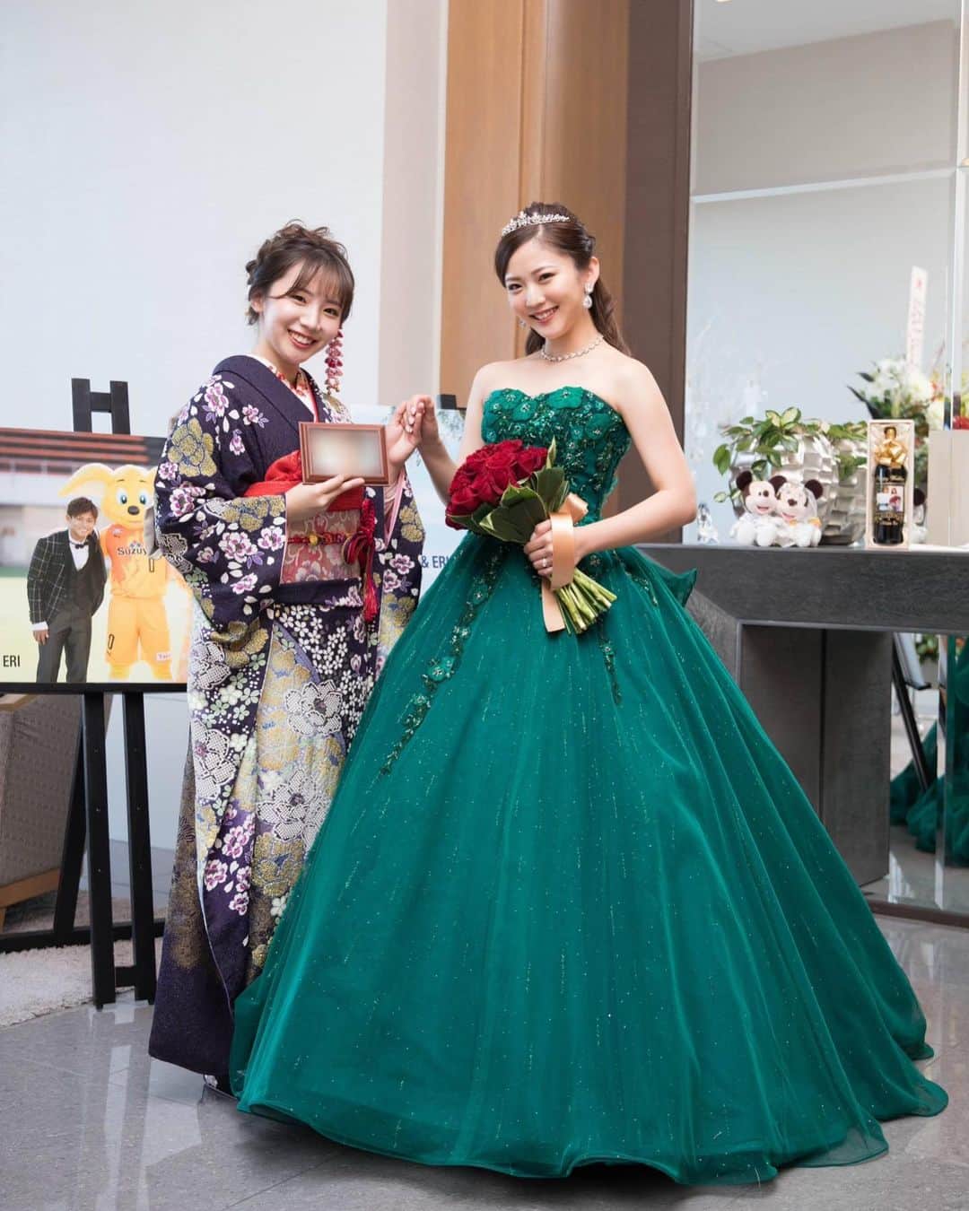姫野れみのインスタグラム：「12/15 まほお誕生日おめでとう🎂 これからも姉妹仲良く、姪っ子いっぱい可愛がってね🤍」