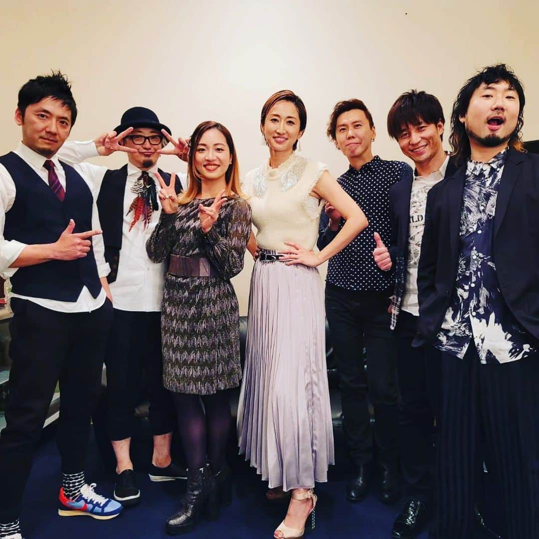 Ms.OOJAさんのインスタグラム写真 - (Ms.OOJAInstagram)「billboard live Christmas tour ファイナルTOKYO！  ありがとうございました✨✨✨  楽しかった。終わりたくなかった。  最高の時間をありがとうございました✨✨✨  #msooja #billboard #tokyo #osaka #yokohama」12月15日 23時46分 - msoojafaith