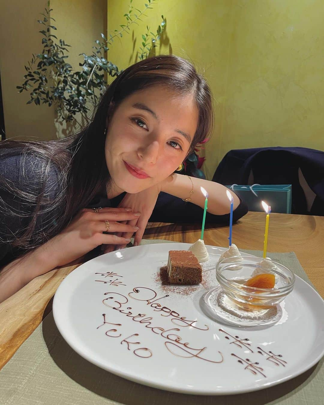 新木優子さんのインスタグラム写真 - (新木優子Instagram)「毎年ありがとう😊 ２７歳もよろしくまりちゃん♡」12月16日 0時46分 - yuuuuukko_