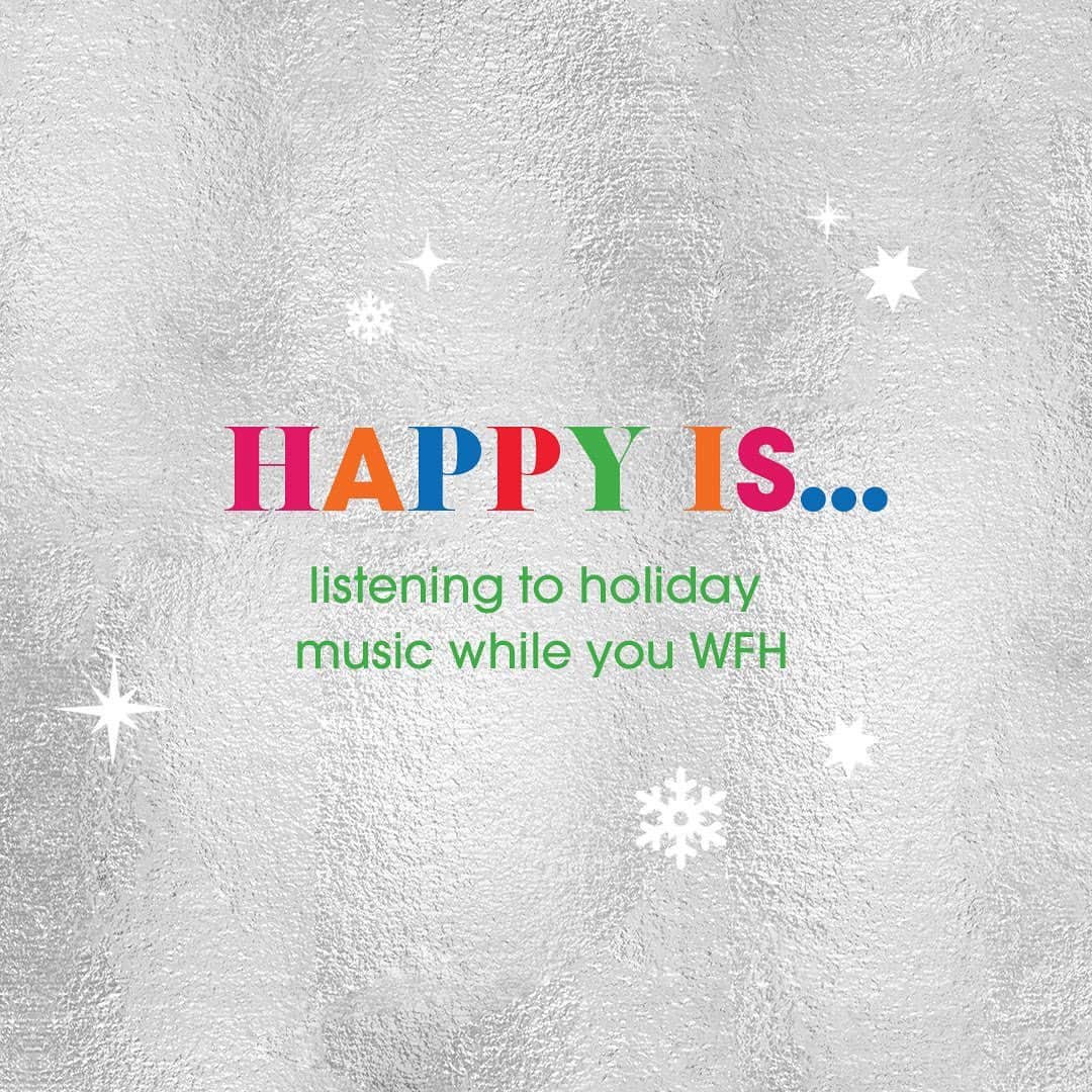 Bloomingdale'sのインスタグラム：「What's giving you an extra dose of happy this holiday season? ☺️ Let us know in the comments!」