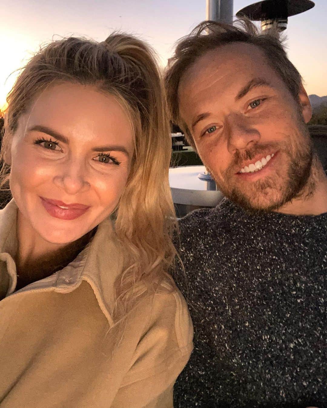 Amber Fillerup Clarkさんのインスタグラム写真 - (Amber Fillerup ClarkInstagram)「I am glad I have photos of last night otherwise I would have thought it was a dream. I thought we were going to have dinner at a park which even that I would have been so happy with and then we pulled up to Lost Dutchman and David and the kids had gone earlier to set everything up 🥺 he had a 3 course meal and hot coco we drank by the fire and watched the stars ✨ the last pic is the pics we sent to Atticus on his new watch to show them what they helped set up. Then we went and got massages - then cinnamon rolls from our favorite place and ate them in bed watching shows. Perfect night, I felt so special. Cheers to 8 years @davidavidavid 🥂」12月16日 1時00分 - amberfillerup