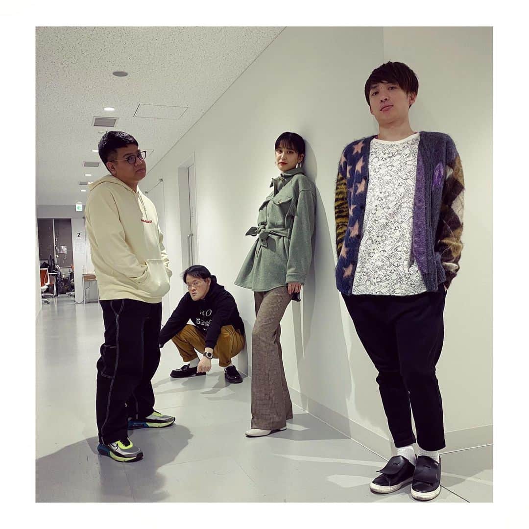 のインスタグラム：「. にぃに と じぃじ と ゆずゆず。 公開収録ありがとうございました❤️ #文化放送 #ヒトハト #Heat&Heart!」