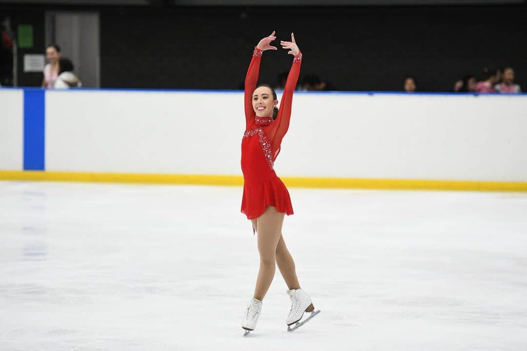 ブルックリー・ハンのインスタグラム：「Taking a final bow on the Fall 2020 semester ✨  📸: @powerplay_photographics」