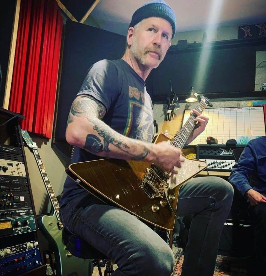 マストドンさんのインスタグラム写真 - (マストドンInstagram)「Recording new Masto @mrbankercustom」12月16日 11時33分 - mastodonrocks