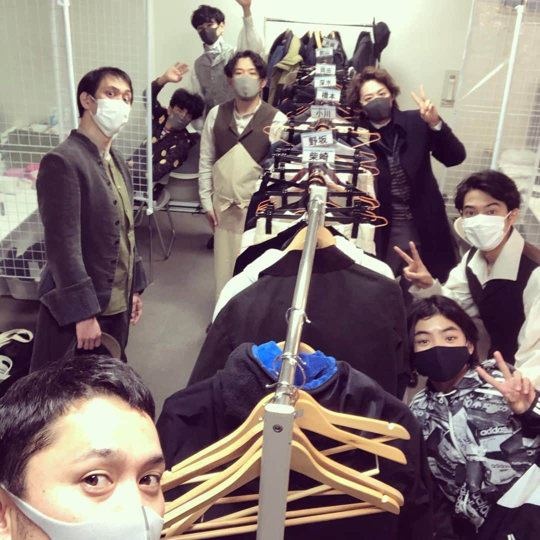 深水元基さんのインスタグラム写真 - (深水元基Instagram)「『No.9 一 #不滅の旋律 一』 本日は2公演！ 写真は男子楽屋より^o^ お待ちしてます！  #片桐仁 #前山剛久 #岡田義徳 #深水元基 #橋本淳 #小川ゲン #野坂弘 #柴崎楓雅」12月16日 11時26分 - fukami_motoki