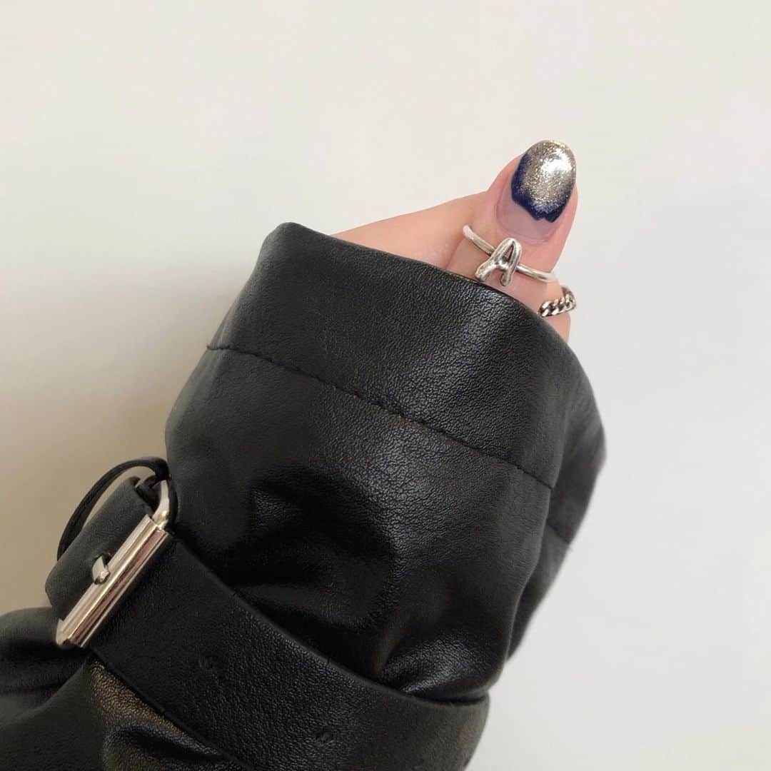 とくいちょまのインスタグラム：「今日だけ限定ネイル #aliceblack  #ちょまネイル」