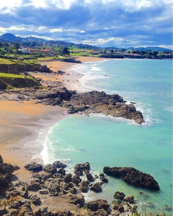 Lonely Planetのインスタグラム：「Your options for walking the Camino de Santiago are long and short, hard and easy, coastal or inland. No matter what your after, there is something out there to suit every pair of feet. ⠀⠀⠀⠀⠀⠀⠀⠀⠀ ⠀⠀⠀⠀⠀⠀⠀⠀⠀ The Camino del Norte passes through large cities – San Sebastián, Bilbao, Santander, Gijón – as well as pretty coastal towns like Comillas, Ribadesella and Luarca. ⠀⠀⠀⠀⠀⠀⠀⠀⠀ ⠀⠀⠀⠀⠀⠀⠀⠀⠀ Tap the link in our bio to discover your perfect Camino de Santiago route.」