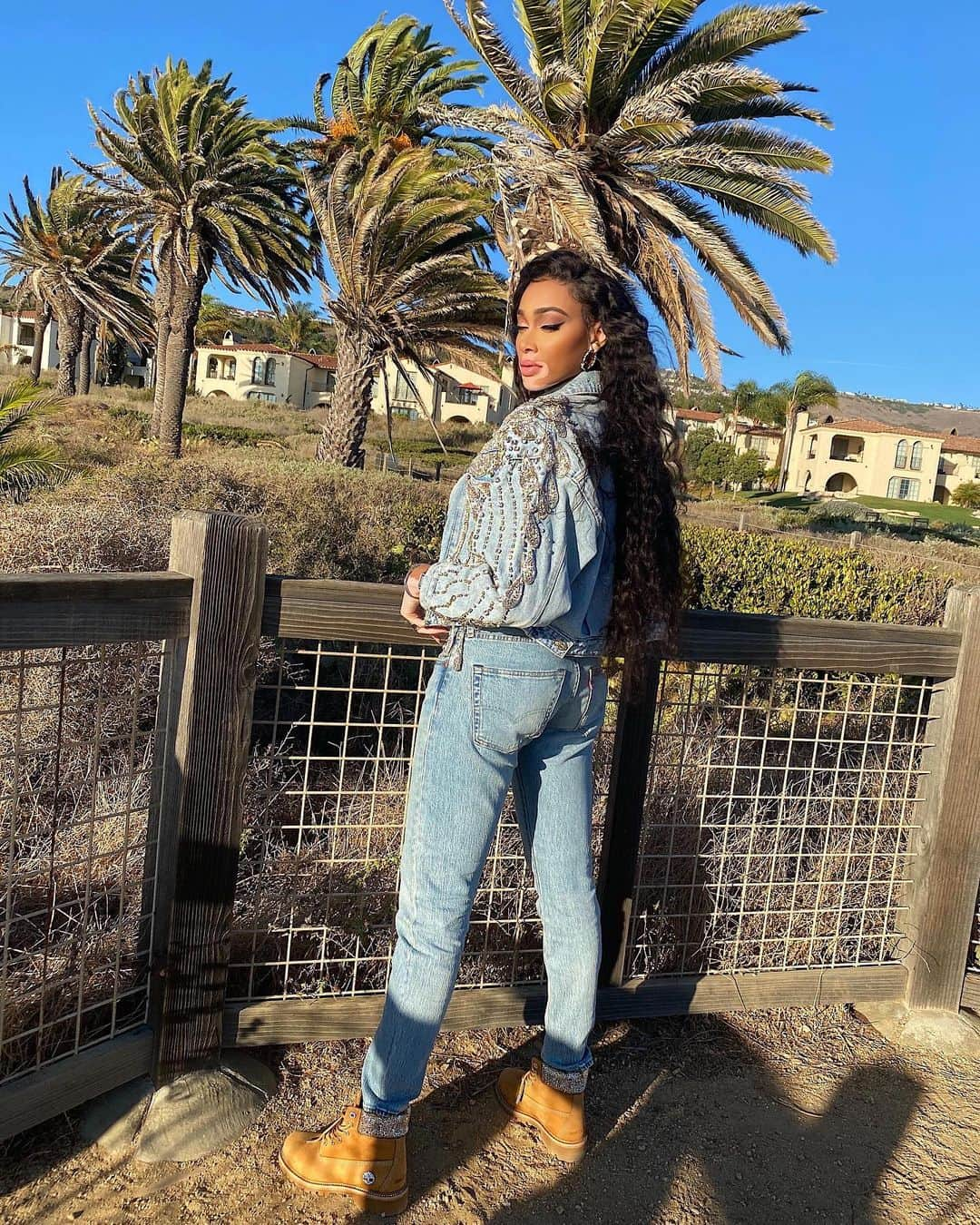 ウィニー・ハーロウさんのインスタグラム写真 - (ウィニー・ハーロウInstagram)「December in Cali 🌴」12月16日 4時19分 - winnieharlow