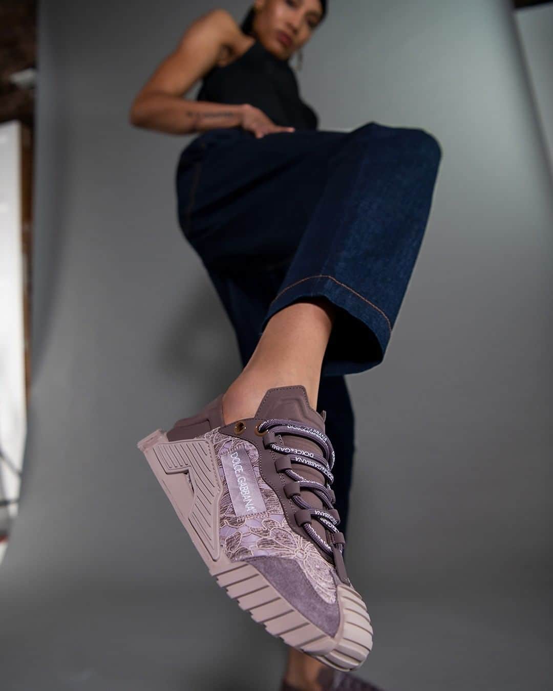のインスタグラム：「#DolceGabbana together with Hypebeast and Hypebae unveil the latest release of the bold #DGNS1 sneakers.   Iconic lace fabric combines with a super flex rubber sole and logoed details in the new pale pink variation.   Discover more at the link in bio.」