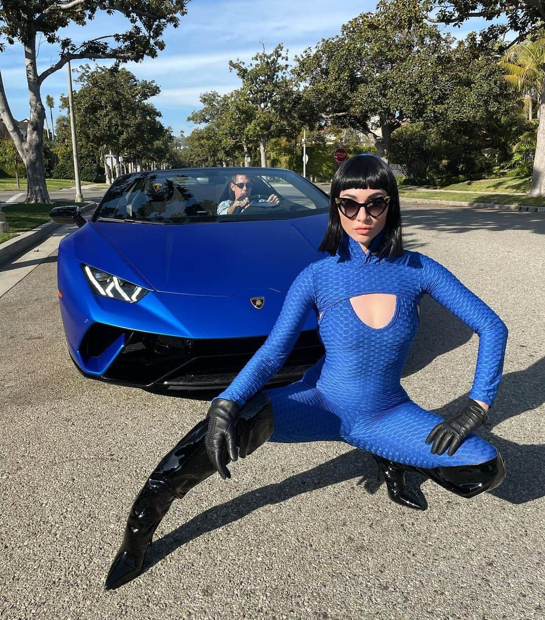 カーミンのインスタグラム：「pulling up to 2021 in this whole situation」
