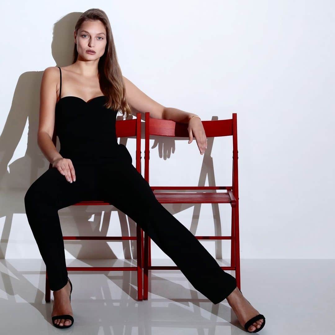 のインスタグラム：「sweetheart string jumpsuit!! @susanamonaco @michaelcreagh #jumpsuit #holiday #fun」
