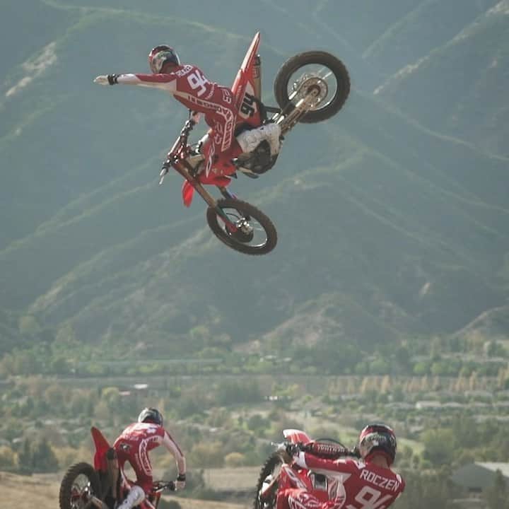 ケン・ロックゼンのインスタグラム：「I do what ever i want, when ever i want, i love it. 🎶   📽 @aj_sjostrom」