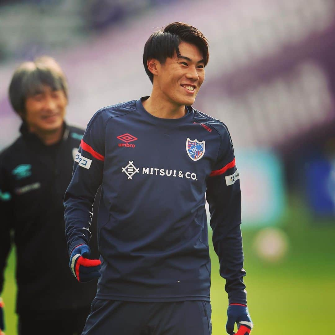 FC東京オフィシャルグッズさんのインスタグラム写真 - (FC東京オフィシャルグッズInstagram)「🔵🔴 vs #サンフレッチェ広島  初のJ1メンバー入り。 次はピッチの上で輝きを。 @fctokyoofficial  #大森理生  #FC東京 #fctokyo #tokyo」12月16日 10時10分 - fctokyoofficial