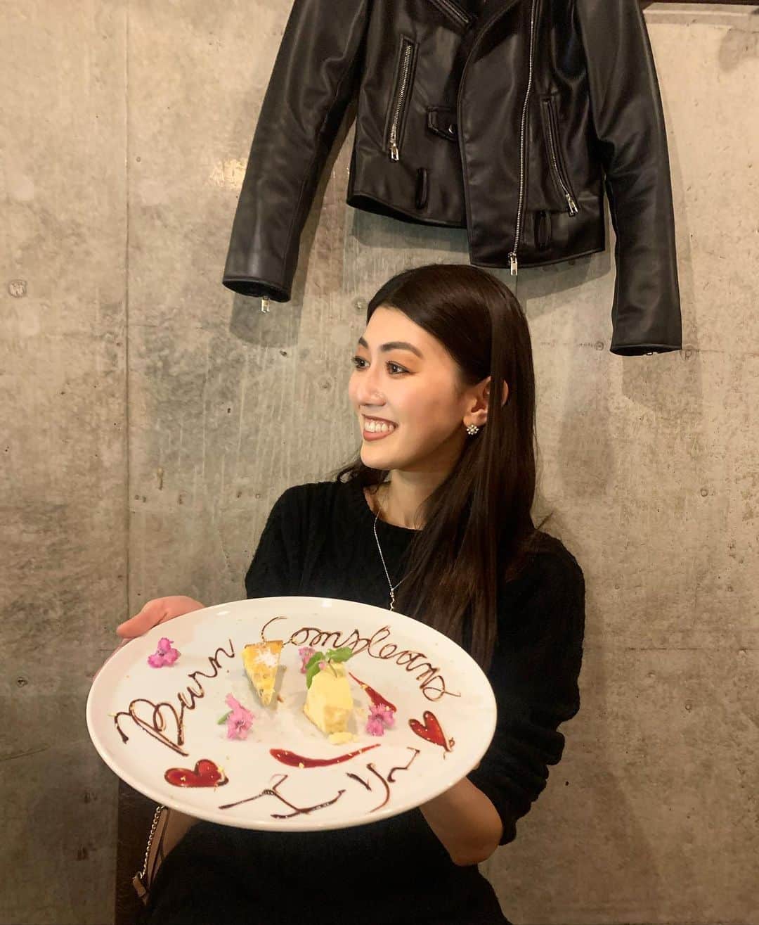 小笠原エリイのグルメインスタ