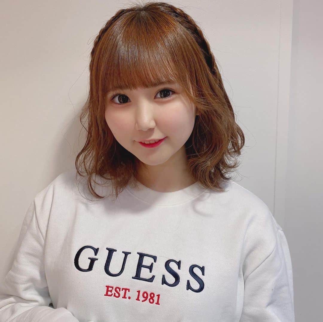 のインスタグラム：「🧏🏻‍♀️🤍」