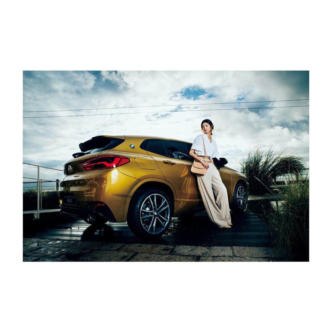 イーホア・ウーさんのインスタグラム写真 - (イーホア・ウーInstagram)「走吧，一起開車去旅行。  💄 @hikari.chang 💇🏻‍♀️ @fran_lin15  📸️ @huang_jun_tuan 🚗 @bmwtaiwan  #BMW #theX2」12月16日 21時25分 - _ihua_