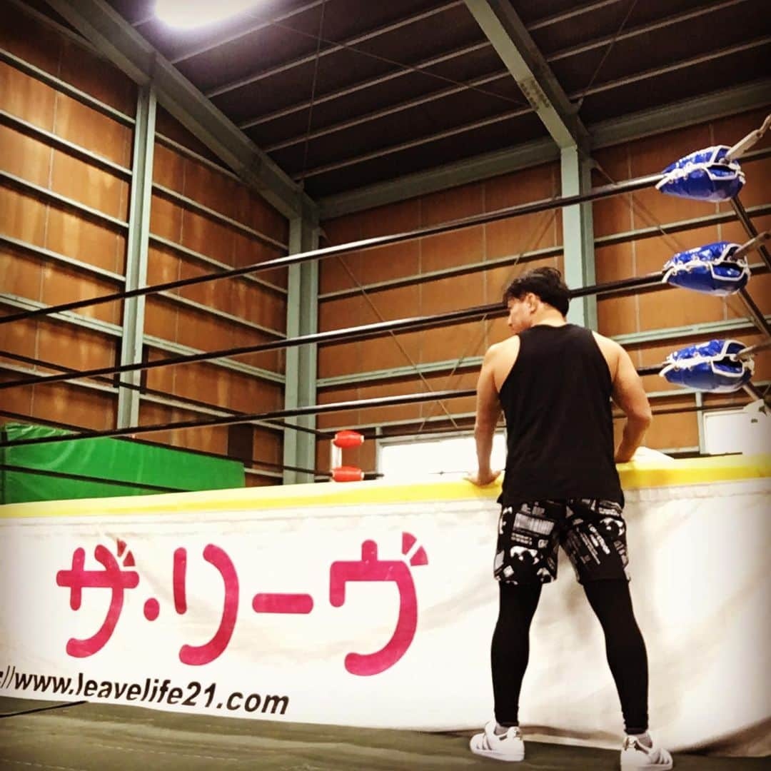 原田大輔のインスタグラム：「道場練習！  #noah_ghc #道場」