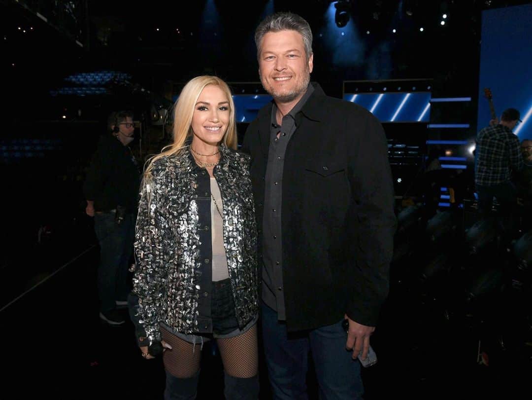 Good Morning Americaさんのインスタグラム写真 - (Good Morning AmericaInstagram)「Blake Shelton is thanking his lucky stars he didn't lose his engagement ring to Gwen Stefani before proposing! Link in bio for the clever-but-risky hiding spot he stashed the ring. 💍」12月16日 13時01分 - goodmorningamerica