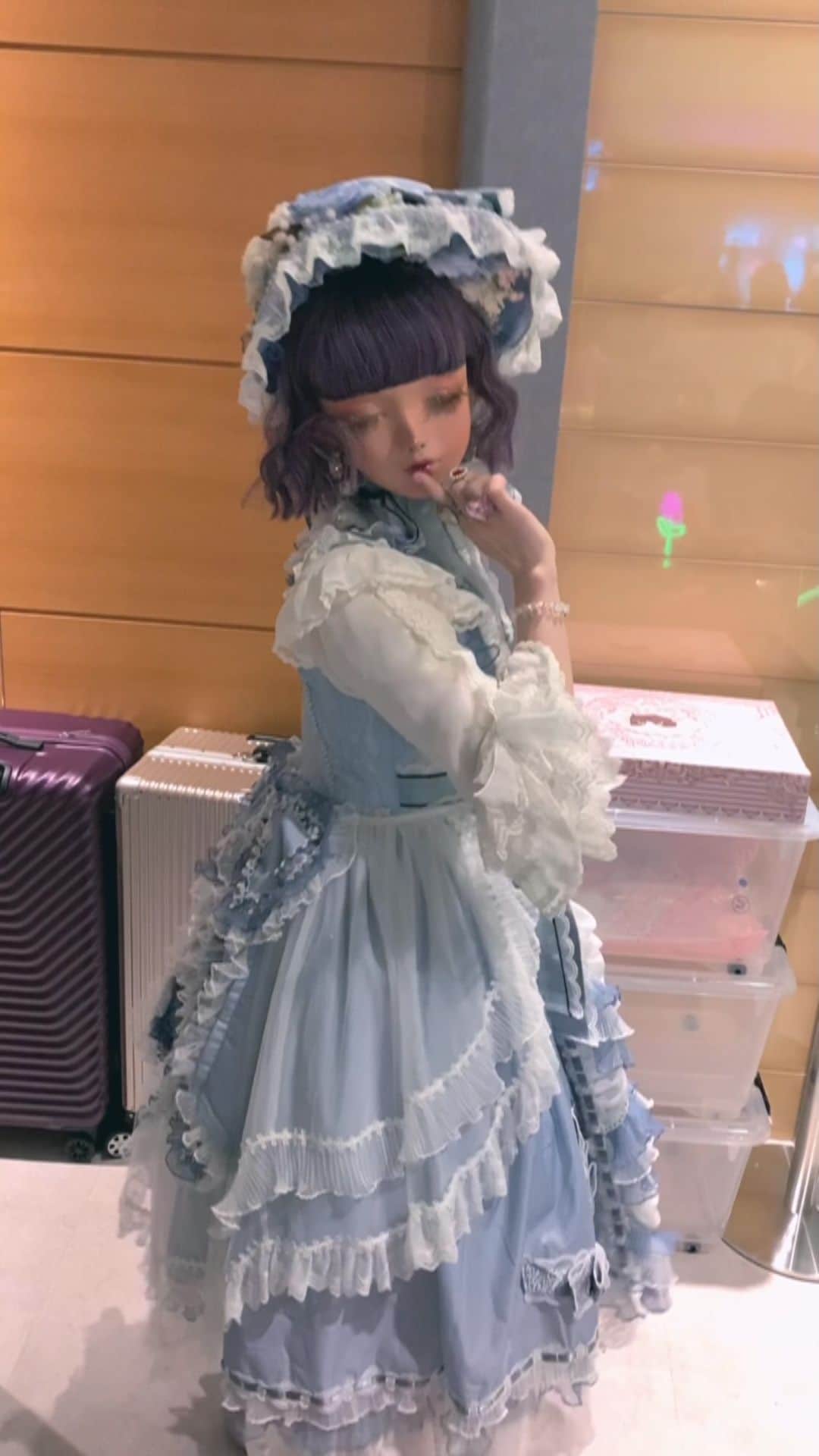 のインスタグラム：「踊る🎶　きのう渋谷PARCOまで愛に来てくださったみなさま誠にありがとうございました🌷 #ロリータファッション #lolitafashion #Elpress #DOLLGALmillna #millna」