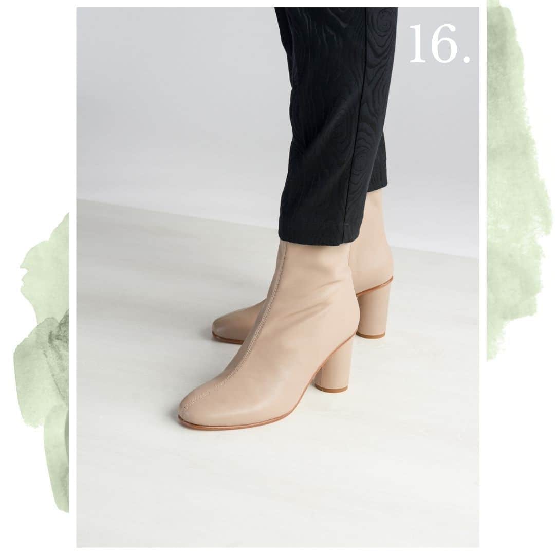 テーリポルキのインスタグラム：「ADVENT CALENDAR #16 🕯 Latte colored shoes -15% 💫⠀⠀⠀⠀⠀⠀⠀⠀⠀  Today you get 15% off from all our latte colored shoes. The offer is valid only today both online and in our store. The discounted prices are marked in the products. Check out all the discounted styles at terhipolkki.com⠀⠀⠀⠀⠀⠀⠀⠀⠀ ⠀⠀⠀⠀⠀⠀⠀⠀⠀ #TERHIPÖLKKI #terhipölkkistore #finnishdesign #sustainable #footwear #christmas #calendar #christmascalendar」