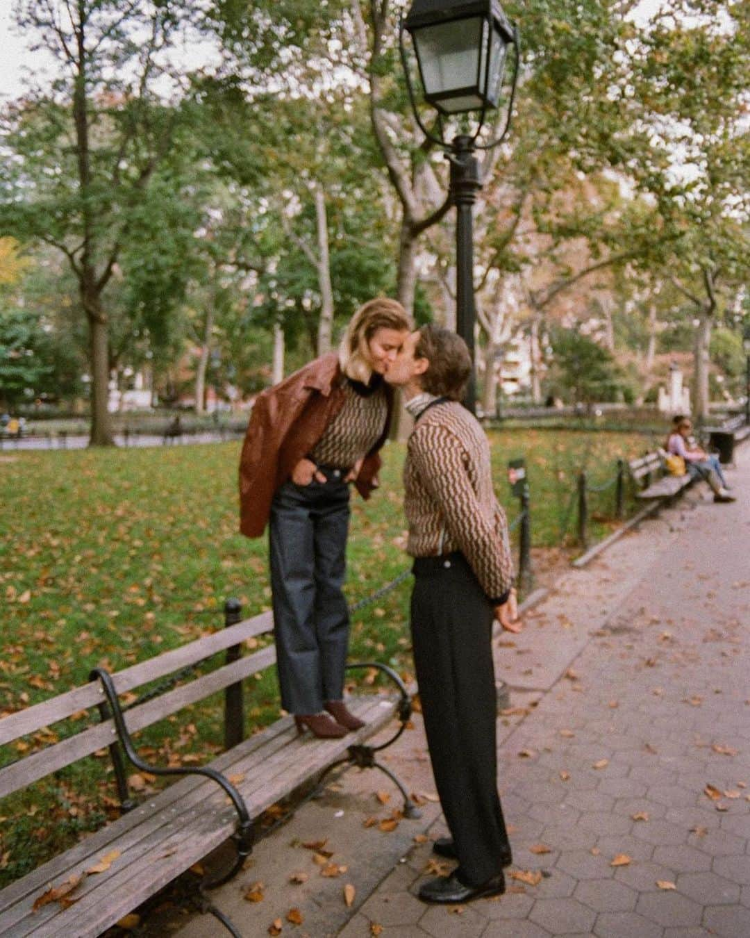 黒木理也のインスタグラム：「love🧡 from NYC in @maisonkitsune fall/winter collection」