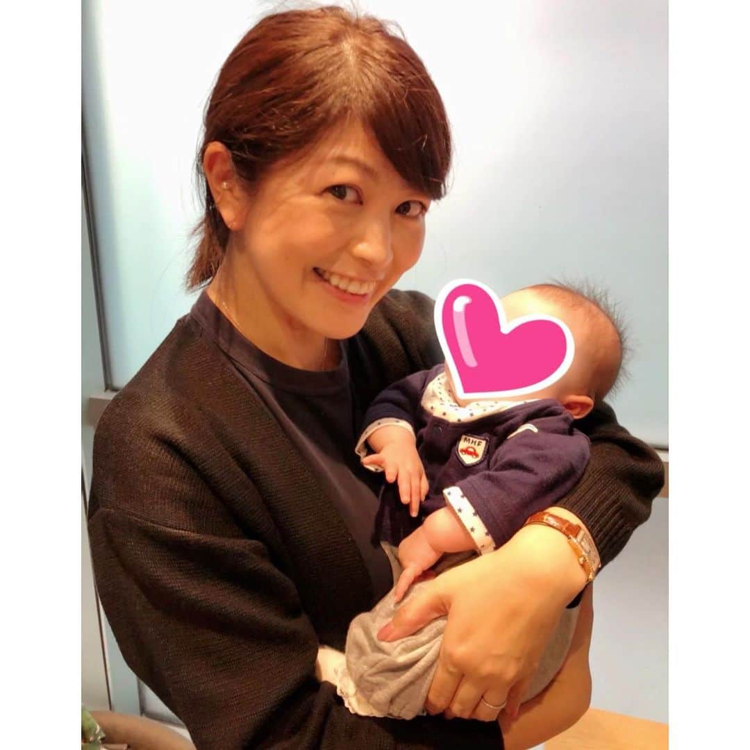 森麻季さんのインスタグラム写真 - (森麻季Instagram)「ちょっと前におぐまんと☕️ @ogumamika   ミニ熊ちゃんにもようやく会えました ミルクの香り、フワッフワな感じ、たまらなかったです もはや懐かしい〜  #二児の母  #会うと安心する  #小熊美香  #森麻季  #お祝い渡したかったのに車に置き忘れて #送ると言ったのにまだ送れてなくてごめん」12月16日 15時03分 - maki.mori_m