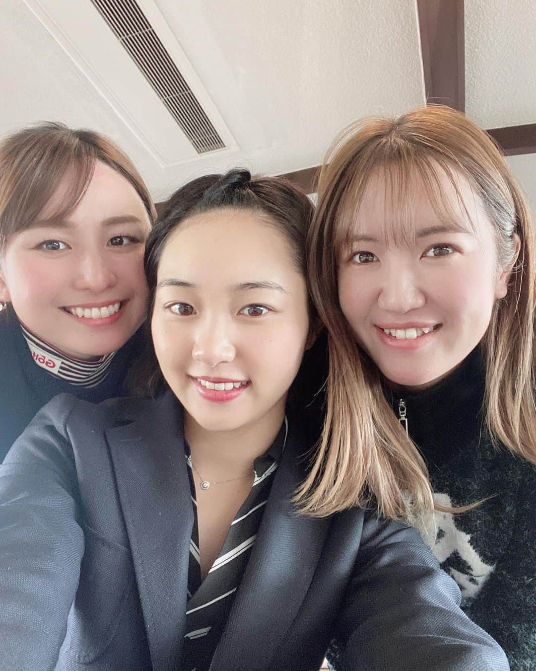 三浦桃香さんのインスタグラム写真 - (三浦桃香Instagram)「大好きな姉様達😘 3人とも同じスポンサー様です😆✌️  #飯田通商 #江澤亜弥  プロ #林菜乃子  プロ #三浦桃香」12月16日 15時12分 - momokamiura_official