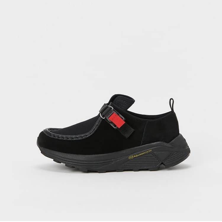 のインスタグラム：「[#10倍ポイント開催中！] HenderScheme / エンダースキーマ "haze with neoprene" ￥48,400- _ 〈online store / @digital_mountain〉 https://www.digital-mountain.net/shopdetail/00000009770/ _ 【オンラインストア#DigitalMountain へのご注文】 *24時間受付 *15時までのご注文で即日発送 * 1万円以上ご購入で送料無料 tel：084-973-8204 _ We can send your order overseas. Accepted payment method is by PayPal or credit card only. (AMEX is not accepted)  Ordering procedure details can be found here. >>http://www.digital-mountain.net/html/page56.html  _ 本店：#WonderMountain  blog>> http://wm.digital-mountain.info _ #HenderScheme #エンダースキーマ _  JR 「#福山駅」より徒歩10分 #ワンダーマウンテン #japan #hiroshima #福山 #福山市 #尾道 #倉敷 #鞆の浦 近く _ 系列店：@hacbywondermountain _」