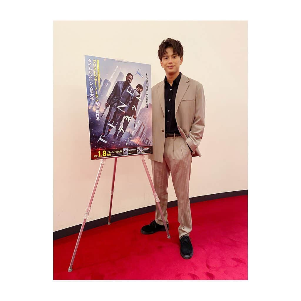 森崎ウィンさんのインスタグラム写真 - (森崎ウィンInstagram)「先程、映画"TENET"のイベントに登壇させて頂きました!! 最高に喋り倒しました!! 楽しかった!! 是非、観てない方、観てくださいませ(^o^)  #TENET #テネット #tenetmovie  #morisakiwin @wellder_official」12月16日 15時11分 - win_morisaki_official